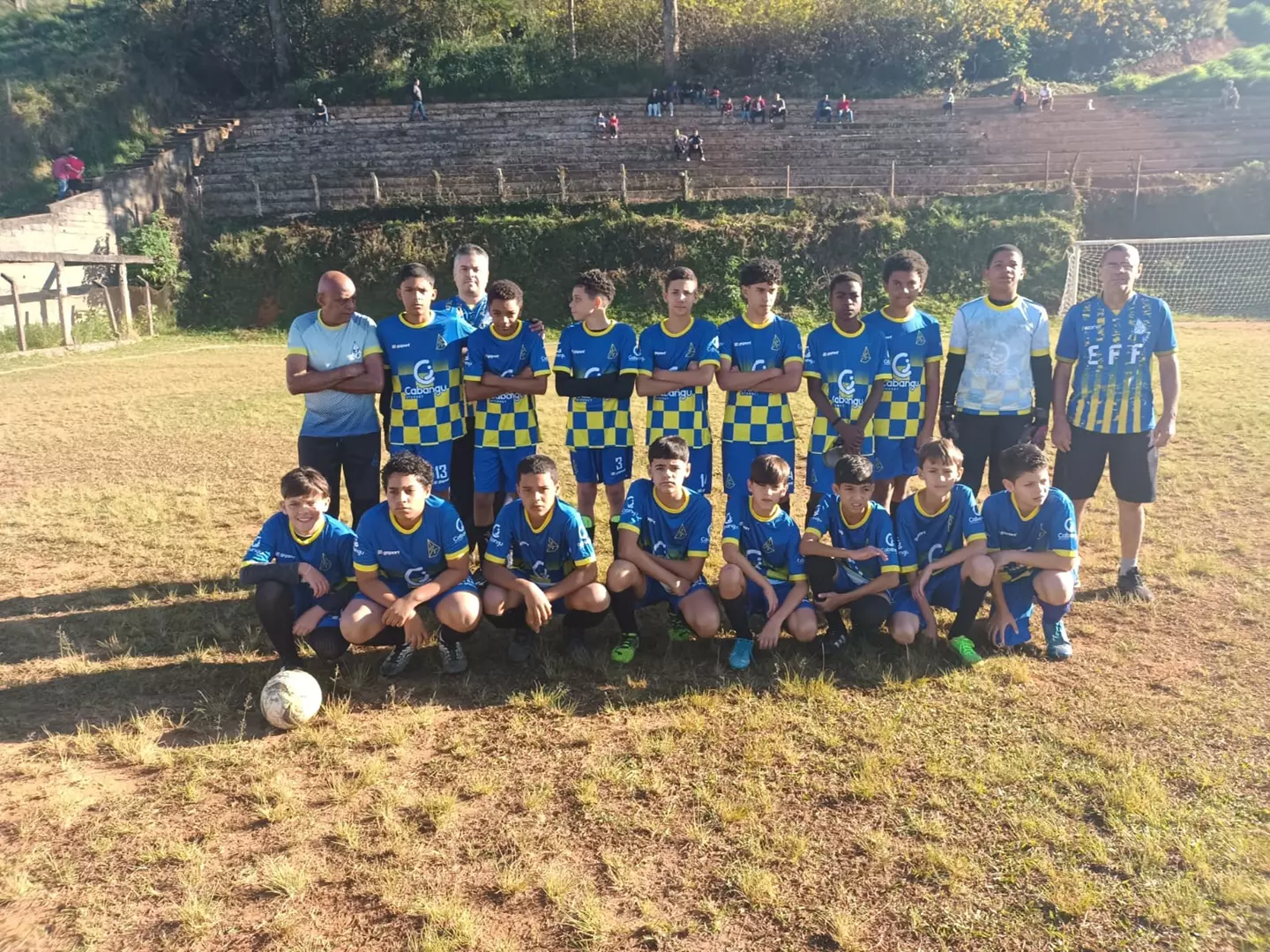 Escola Futebol do Futuro completa 29 anos nesta sexta-feira em Santos Dumont